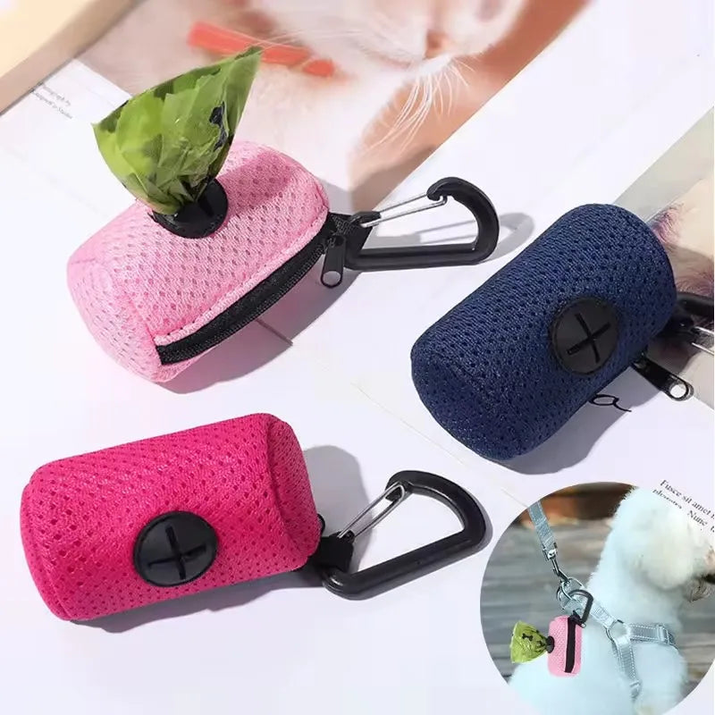 Dog Poop Bag Dispenser Hangingable Dog Poop Bag Holder Poo Bags Dispenser for Dogs Walking Garbage Bags Dispensers Pet Supplies